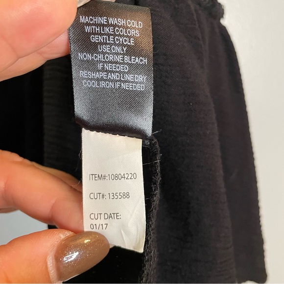 TORRID Insider Collection Black Lace Crochet Cropped Open Front Cardigan SZ/1 - Picture 7 of 10